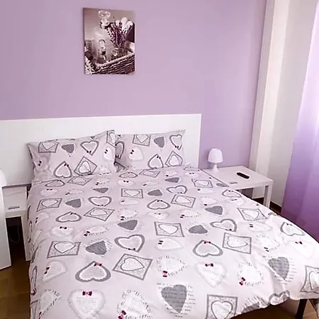 Comeacasatua Nocleg ze śniadaniem 3*